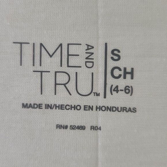 Time and Tru Women's Essential Short Sleeve V-Neck T-Shirt - Picture 5 of 12